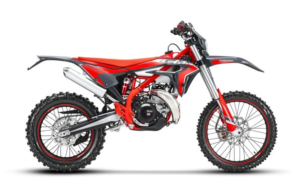 XTRAINER 300 MY 2026