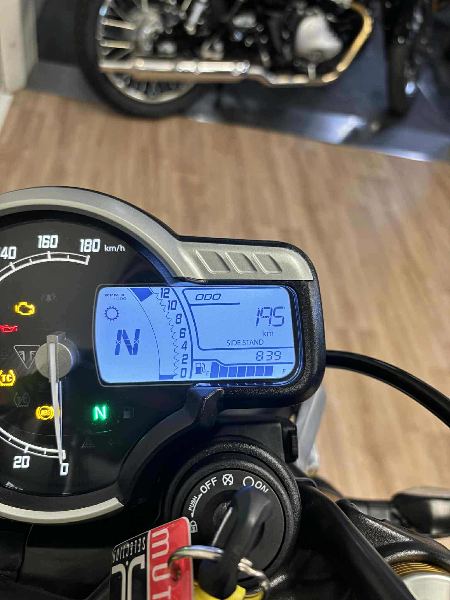 Triumph Speed 400 demo – Image 6