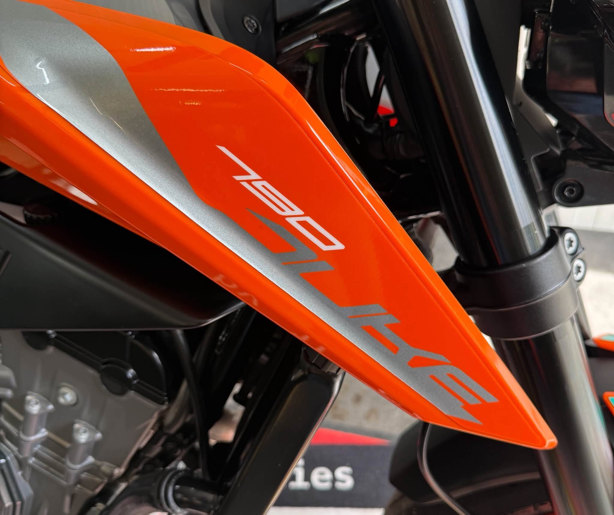 KTM 790 DUKE – Image 7